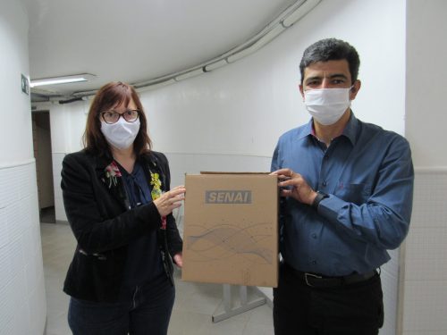 Intersind e Fiemg doam máscaras para hospitais de Ubá