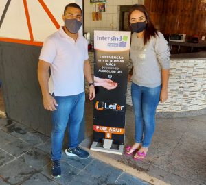 Campanha realizada pelo Intersind distribui totens de álcool gel em Rodeiro